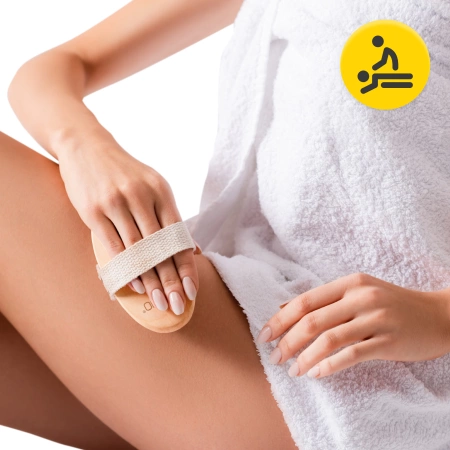 Masszázskefe szárazon végzett testmasszázshoz