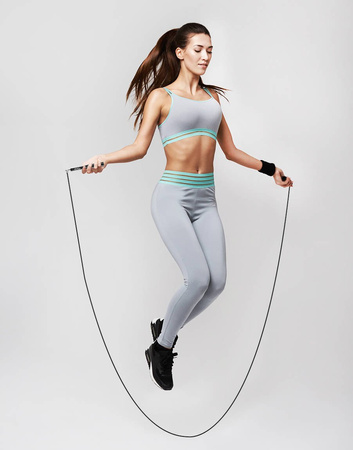 SPEED állítható csapágyazott ugrálókötél, fekete