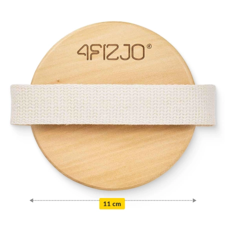 Kitüremkedéssel ellátott masszázskefe szárazon végzett testmasszázshoz