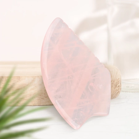 Barázdált Gua Sha kő természetes rózsakvarcból