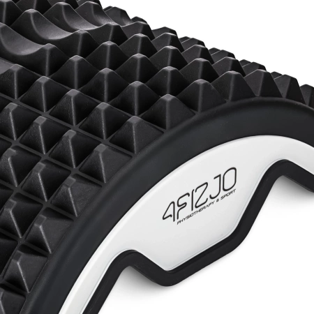 Hátnyújtó eszköz