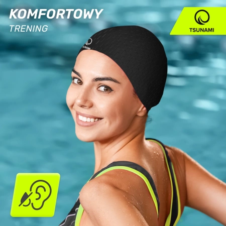 TSUNAMI női úszósapka, szöveges minta, fekete