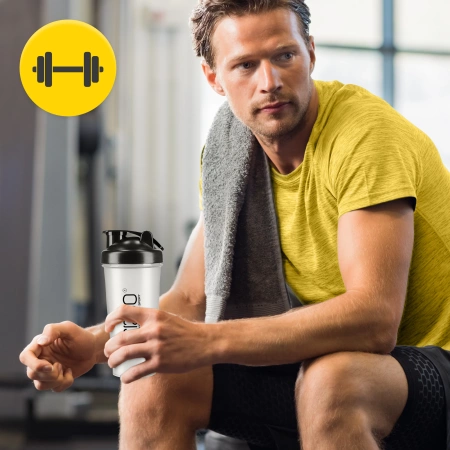 ULTRA Sports Shaker tápanyagokhoz 700 ml