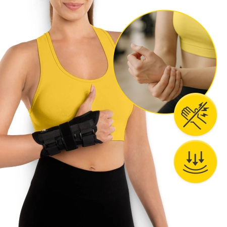 Merev sínnel ellátott csuklórögzítő jobb kézre