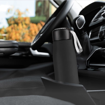 Termosz palack pánttal, 540 ml, fekete