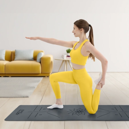 4 mm-es fekete csúszásgátló jóga- és tornaszőnyeg